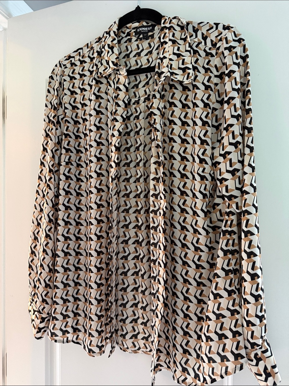 Express women’s  Geometric Print Button-Down Shirt in Black & Tan